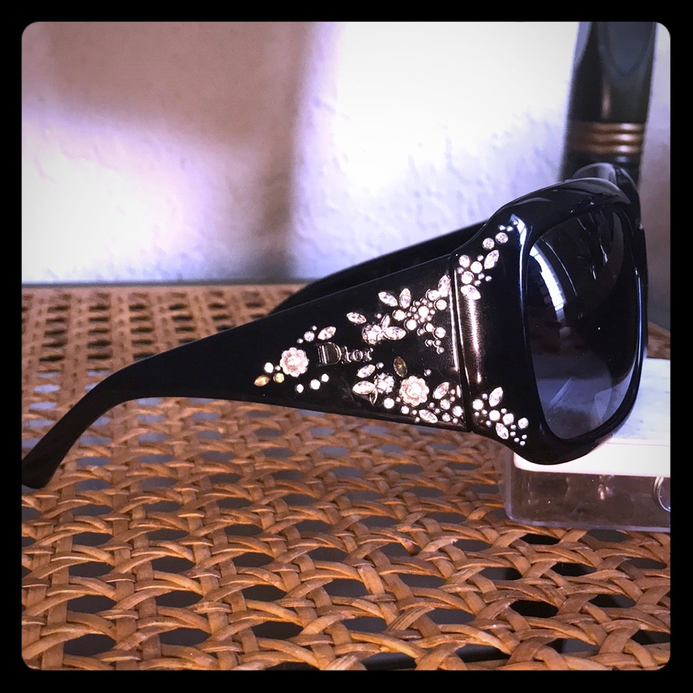 🌸Christian Dior “Diorondine” Crystal Sunglasses🌸